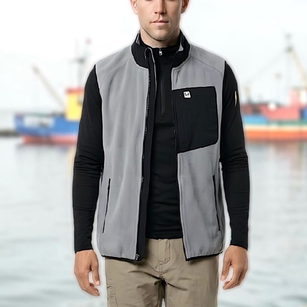 Huk Men’s Coastline Fleece Grey Black Vest Sz  L